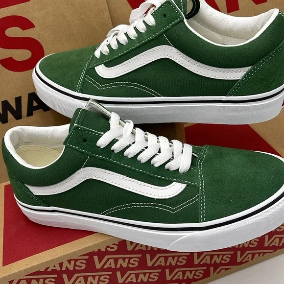 Vans Men’s Old Skool Vr3 Color Theory Greener Past
VN0005UF6QU
Sneakersrs - Picture 9 of 16
